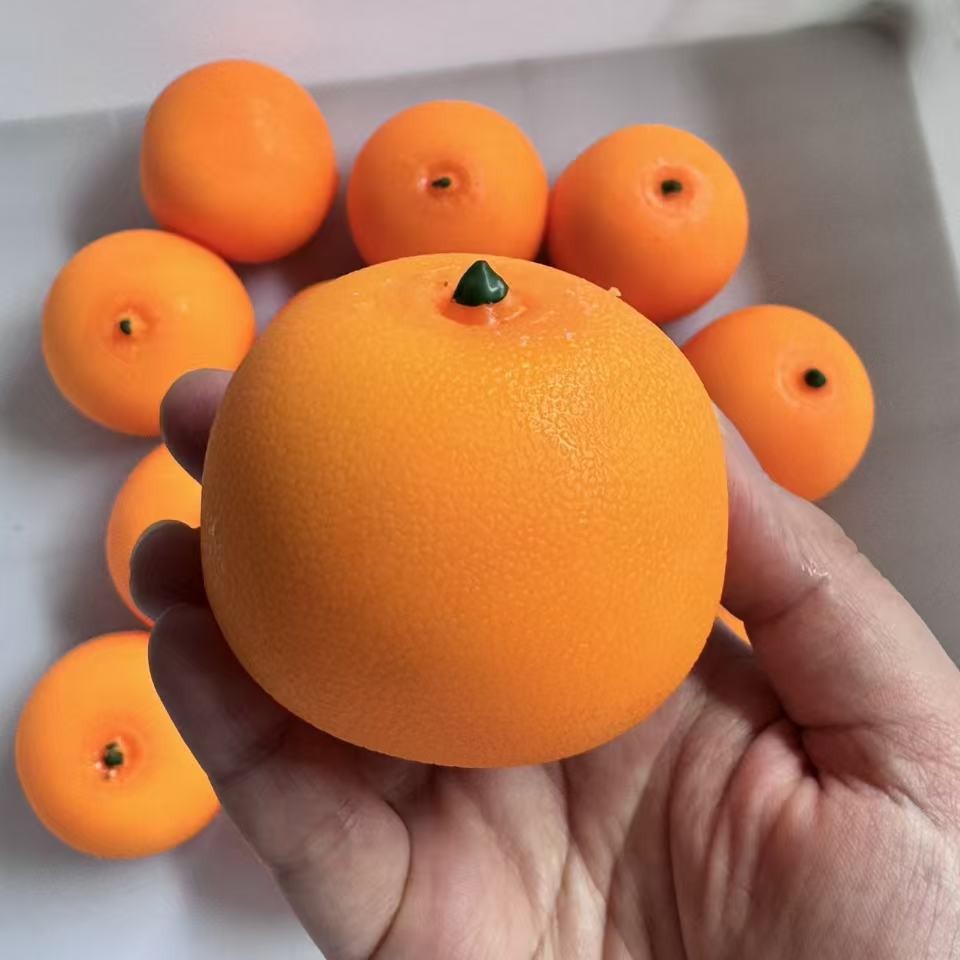 Simulated Orange Stress Ball S - Party Games Questions recension och pris