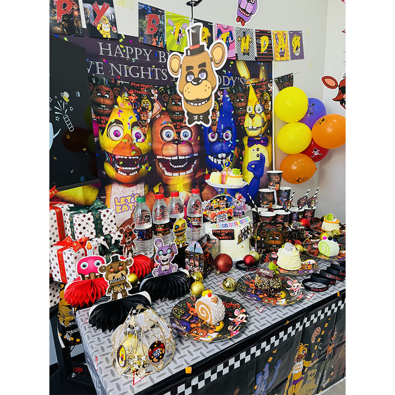 FNAF Themed Paper Plate Cups C - Party Games At Christmas recension och pris